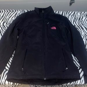 Black North Face jacket women’s